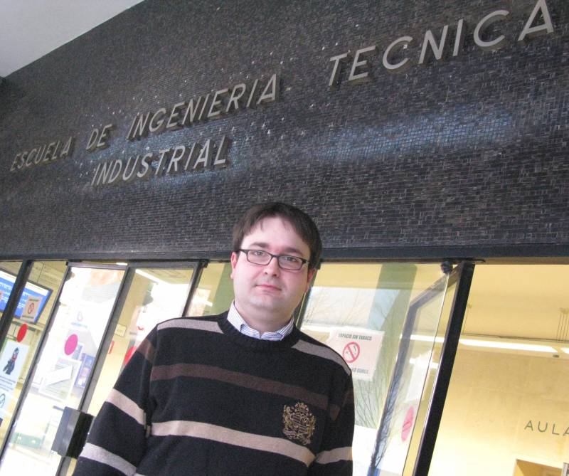 Iker Castaños