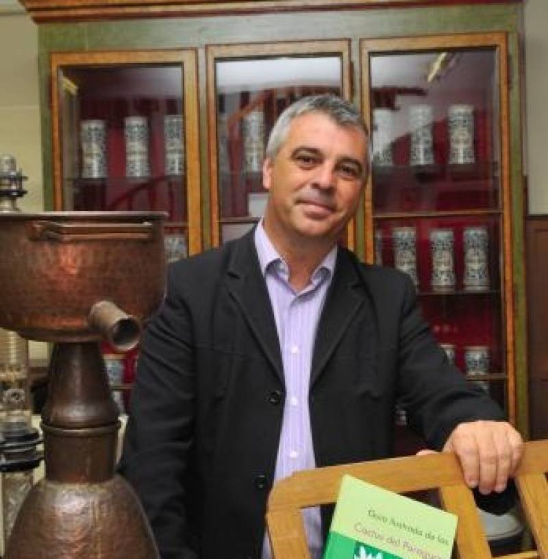 Joan Simon, profesor de la Facultad de Farmacia de la UB. 