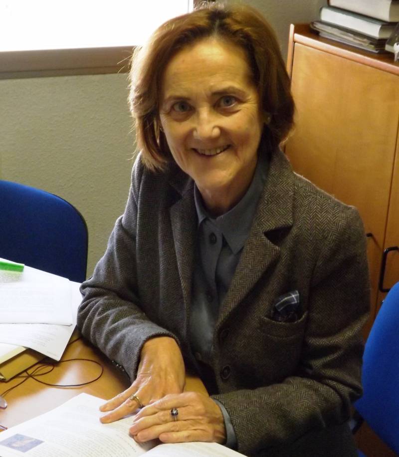 Rosa Mª Claramunt, en su despacho de la facultad de Ciencias de la UNED.