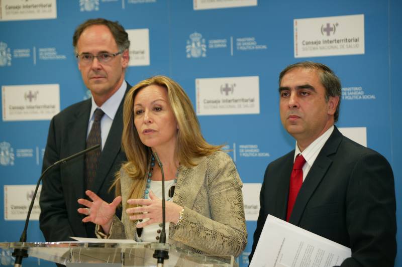 Trinidad Jiménez informa al Consejo Interterritorial sobre el Plan de Prevención de la Gripe A