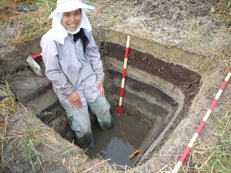 En la imagen, Kruawun Jankaew, que digirió al equipo de geólogos en una isla de Tailandia.