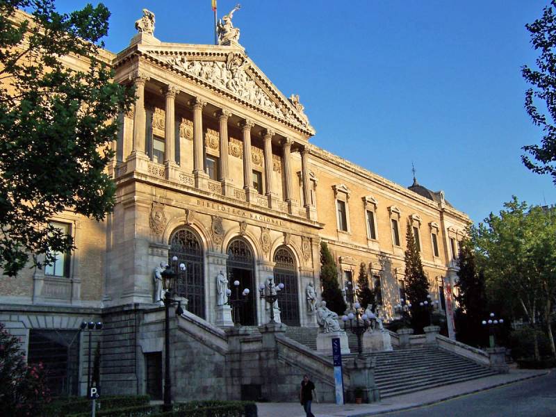 La Biblioteca Nacional enlaza sus datos