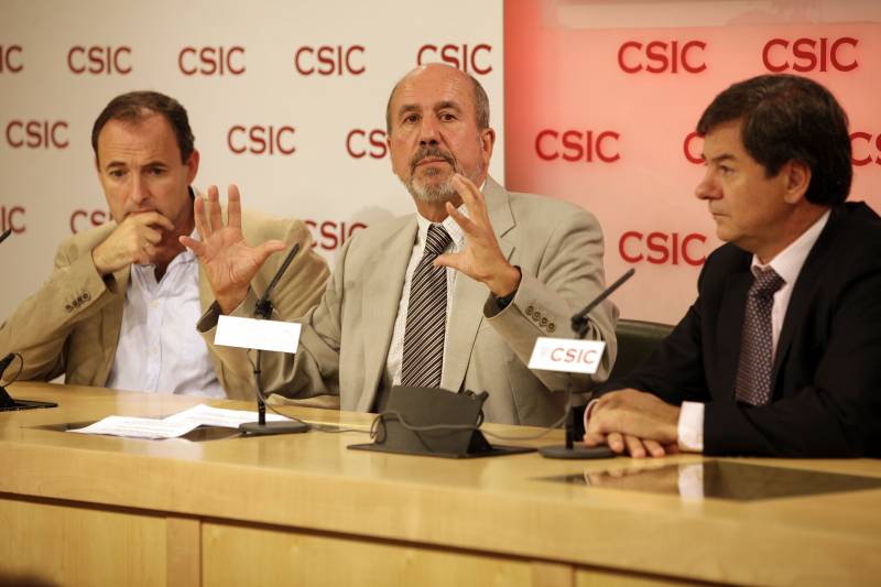 Felipe García, Mariano Esteban y J. C. López Bernaldo de Quirós