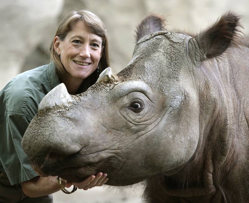 Terri Roth con Suci en 2009. / Michael E. Keating.