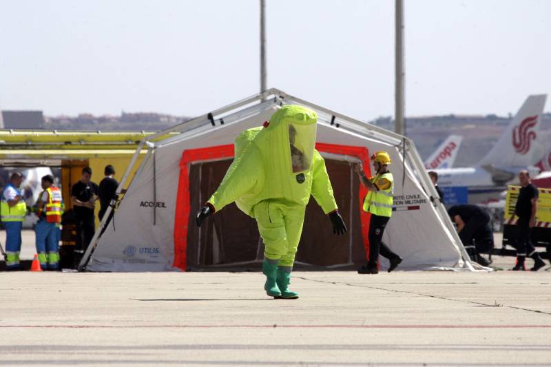 Simulan un accidente radiológico en el aeropuerto de Barajas