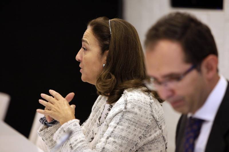 La secretaria de Estado de I+D+i, Carmen Vela, y el director general de la FECYT, Jose Ignacio Fernández Vera. Imagen: SINC. 