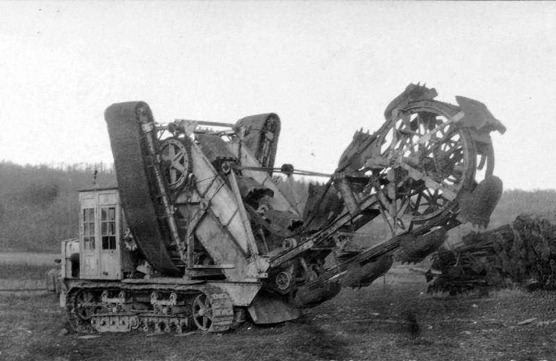 máquina alemana de excavación de trincheras