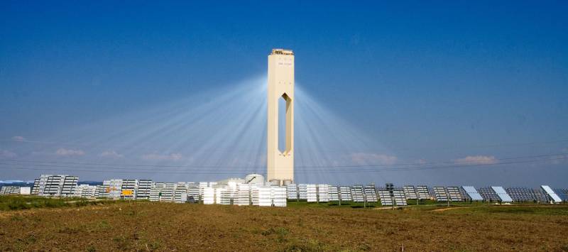 Con la energía solar también se puede generar combustible