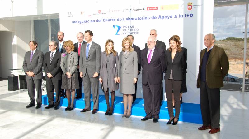 Los Principes de Asturias inauguran un centro de apoyo a la I+D del Parque Científico de Madrid