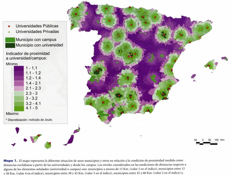 “La implicación de la sociedad es imprescindible para el éxito de la universidad”