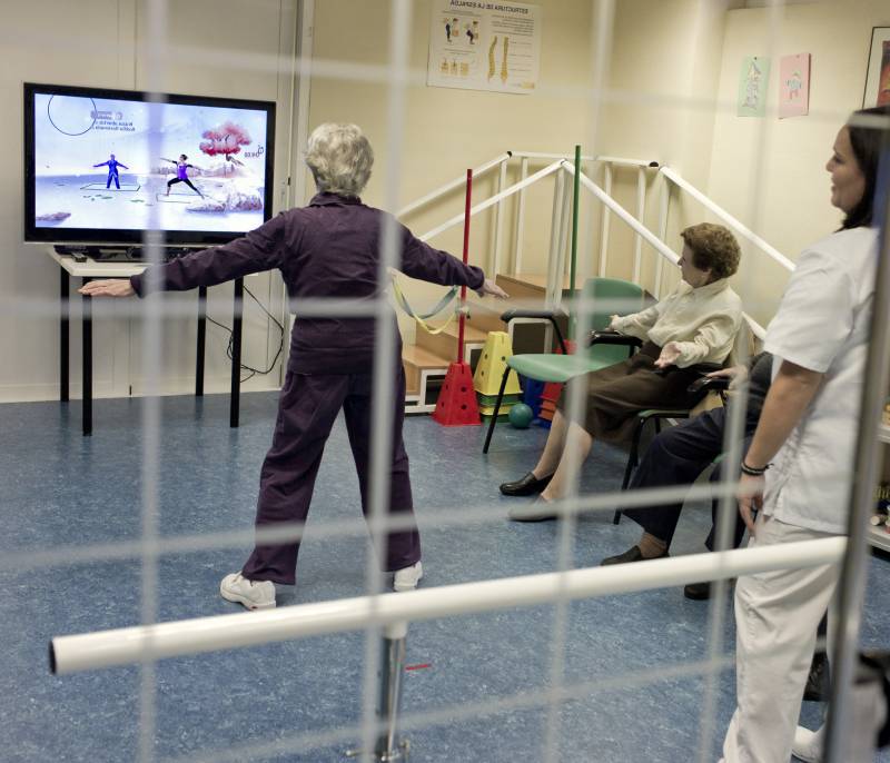 En la terapia para enfermos de Alzheimer usando Kinect los pacientes están más motivados y se divierten.