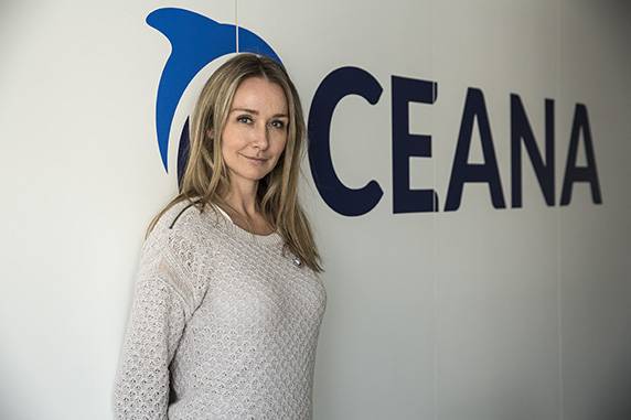 Alexandra Cousteau, en una visita reciente a la sede de OCEANA en Madrid. / Olmo Calvo / Sinc