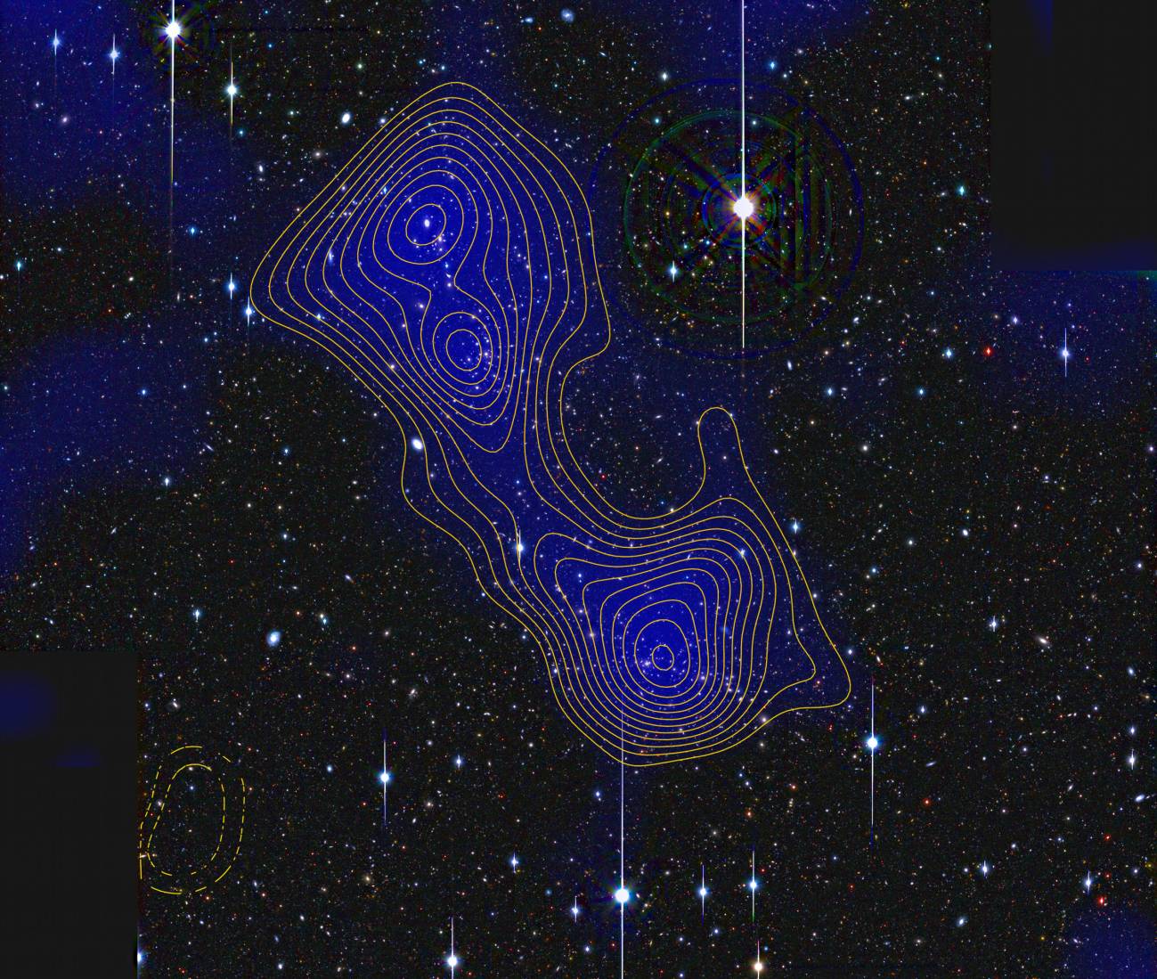 Detectan el primer filamento de materia oscura entre dos clústeres de galaxias