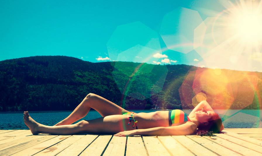 La piel sigue sufriendo daños horas después de tomar el sol