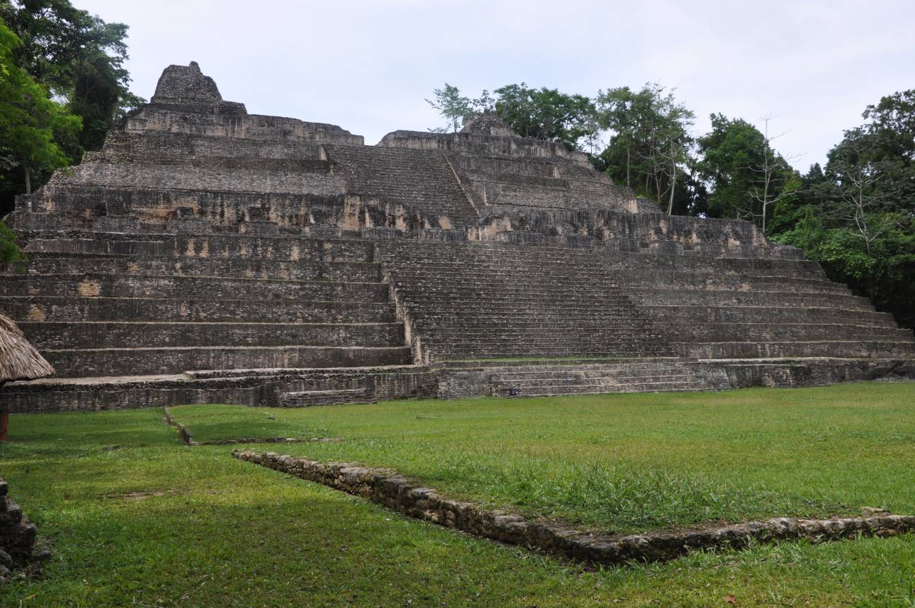 Largos períodos de sequía influyeron en el colapso de la civilización maya