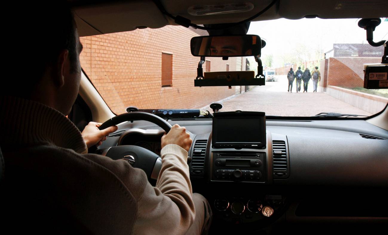 El interior del coche inteligente de la UC3M