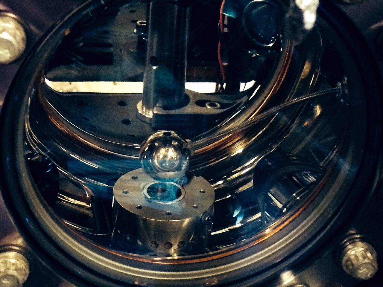 Dos experimentos se adentran en el lado oscuro del universo