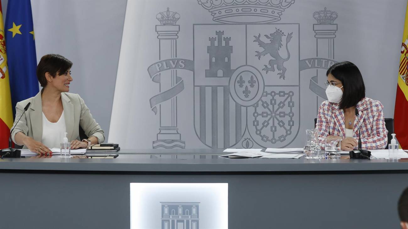 El Gobierno elimina la mascarilla obligatoria en casi todos los interiores