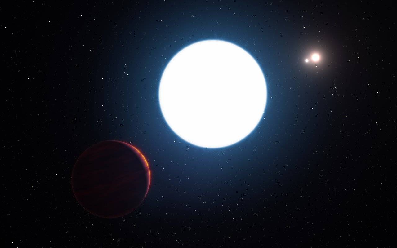 El insólito planeta con tres soles