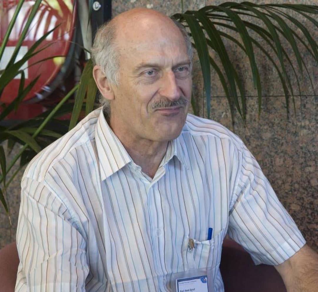  “La acreción es uno de los sistemas más eficientes para convertir masa en energía”