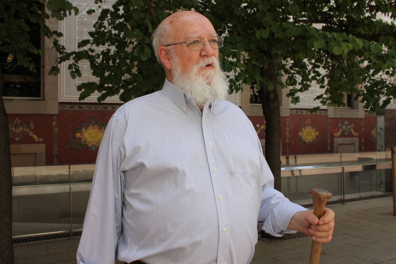 “La religión no es el motor de la moral sino el freno que ha ralentizado su desarrollo”