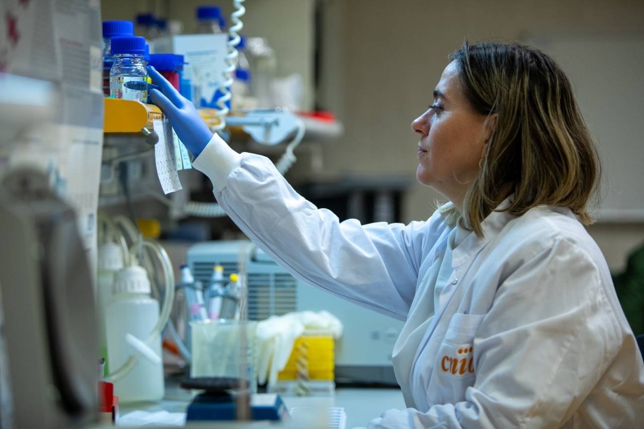 Guadalupe Sabio en el laboratorio