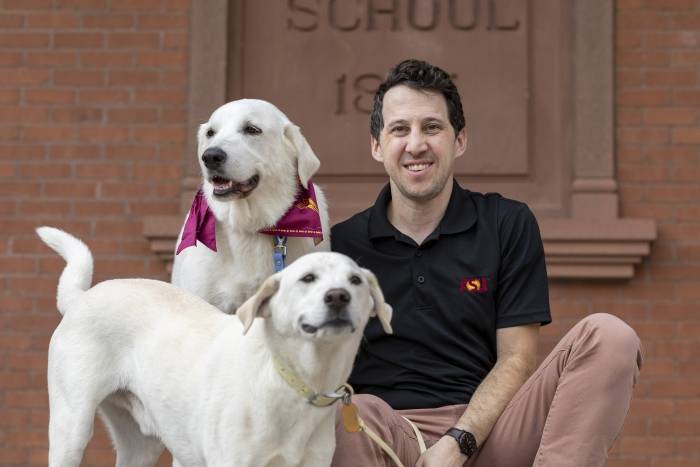 Noah Snyder-Mackler, investigador de la Universidad Estatal de Arizona. / Deanna Dent, Universidad Estatal de Arizona