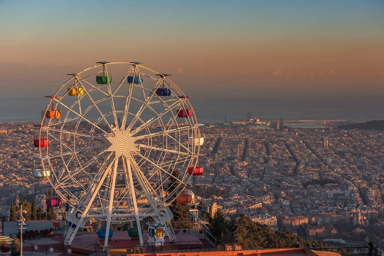 Vista de Barcelona desde el Tibidabo. / Pixabay