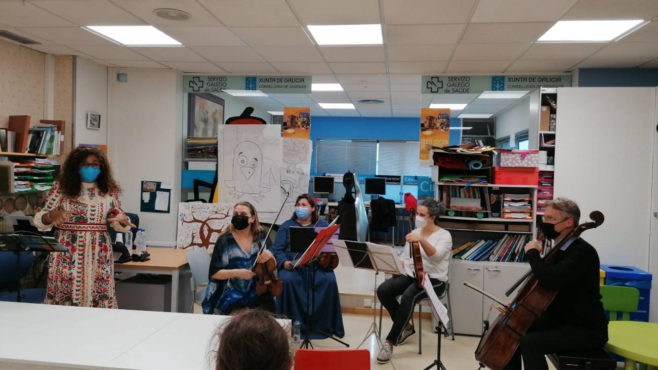 Grupo de voluntarios de Sanarte que llevan la música a los hospitales. / Iriana Fernández