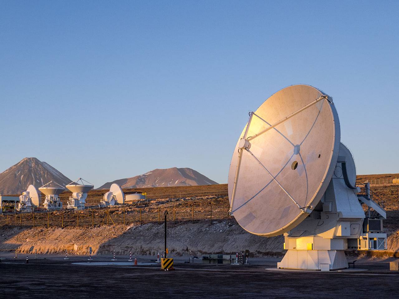ALMA completa su red de antenas