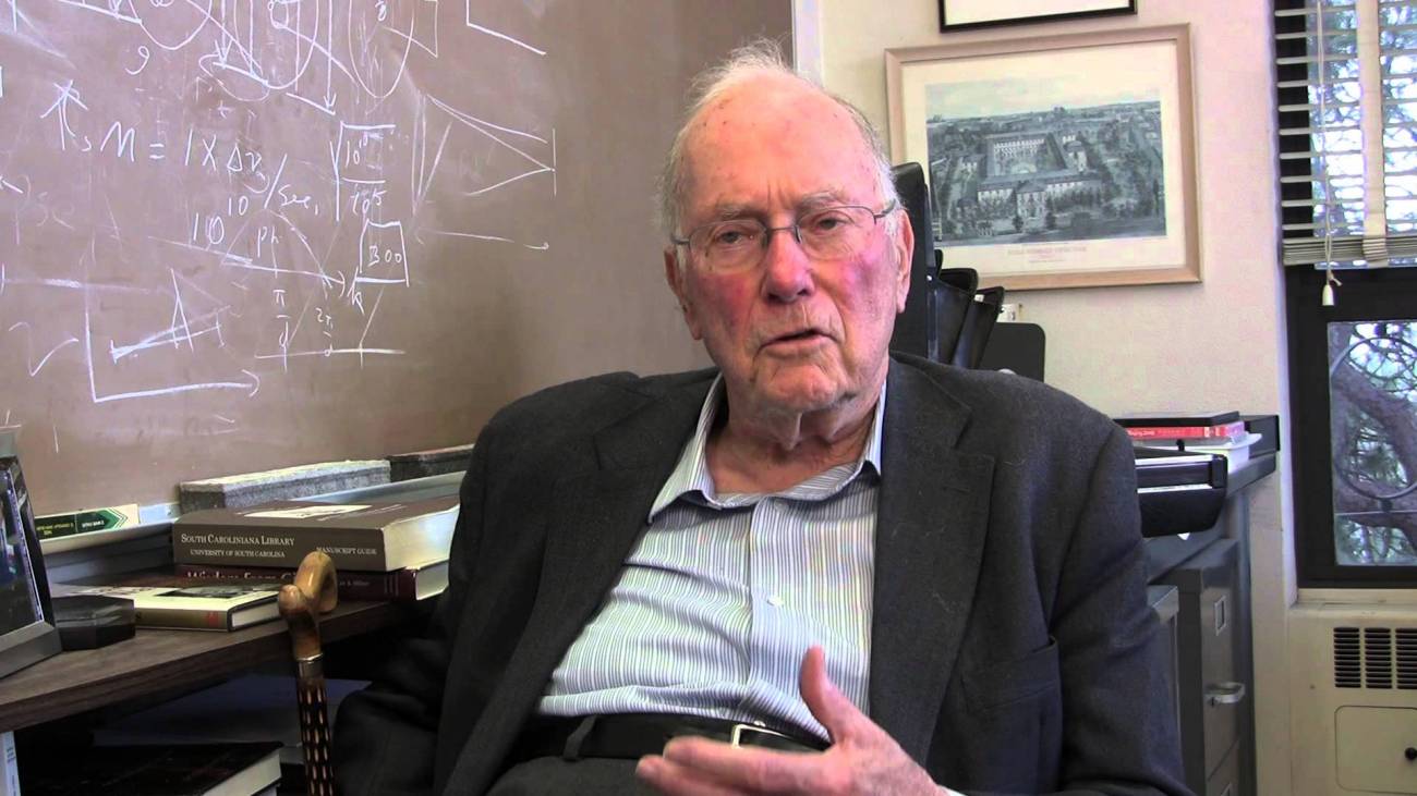 Charles Hard Townes (28 de julio de 1915 – 27 de enero de 2015)