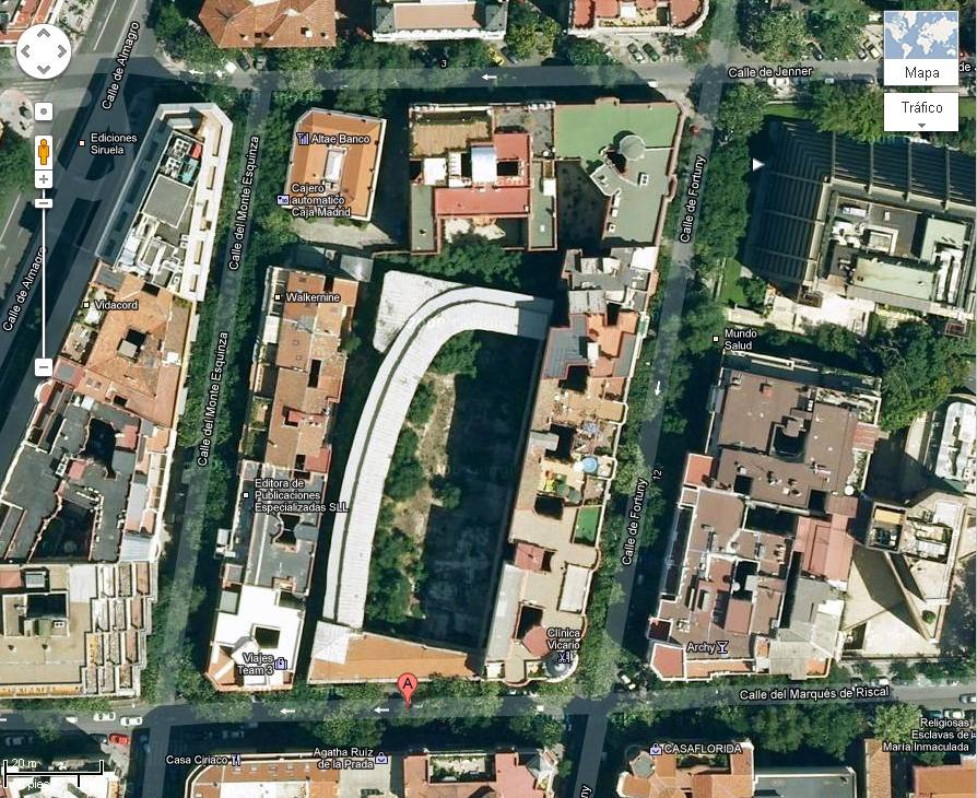 El frontón Beti-Jai visto desde el aire
