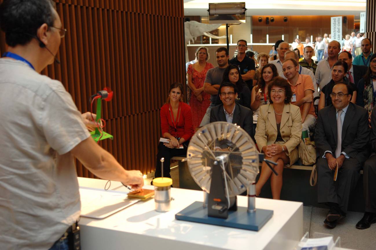 El Parque de las Ciencias 'domestica' rayos