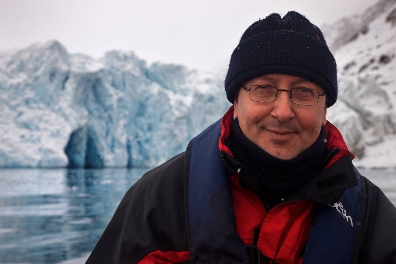 El investigador Carlos Duarte en Svalbard (Noruega). Imagen: CSIC. 