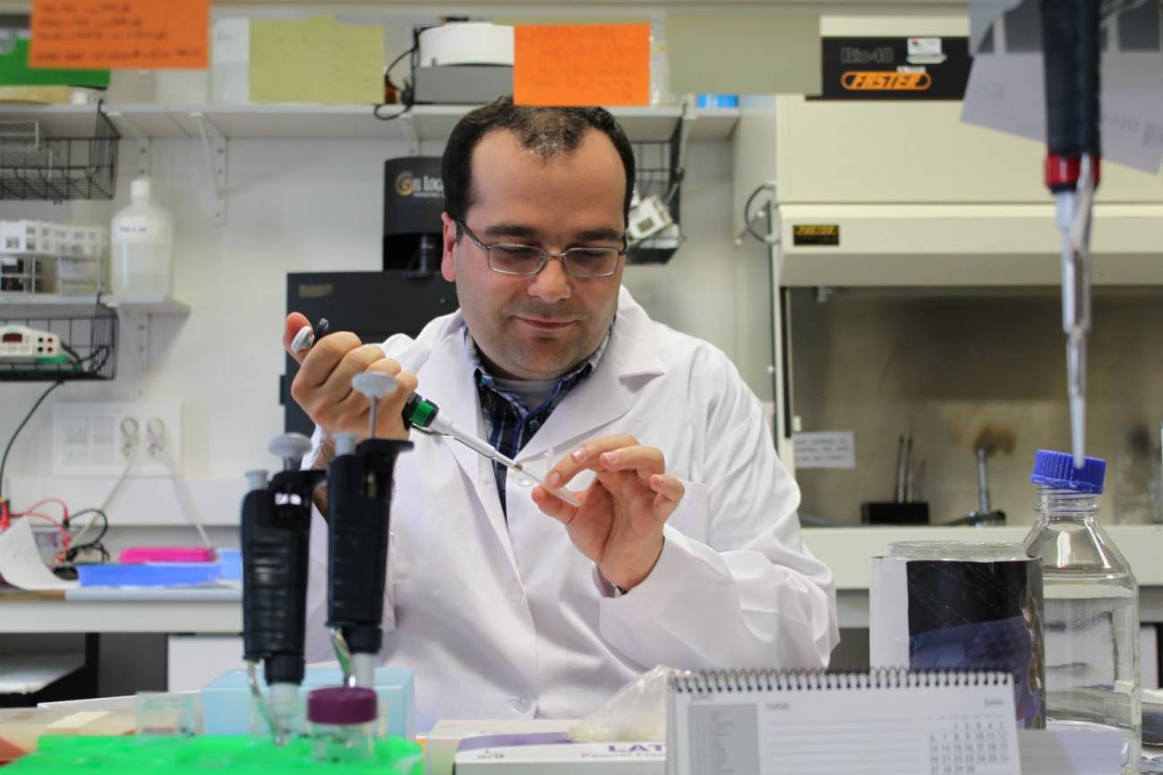 Ángel Manteca, en el laboratorio