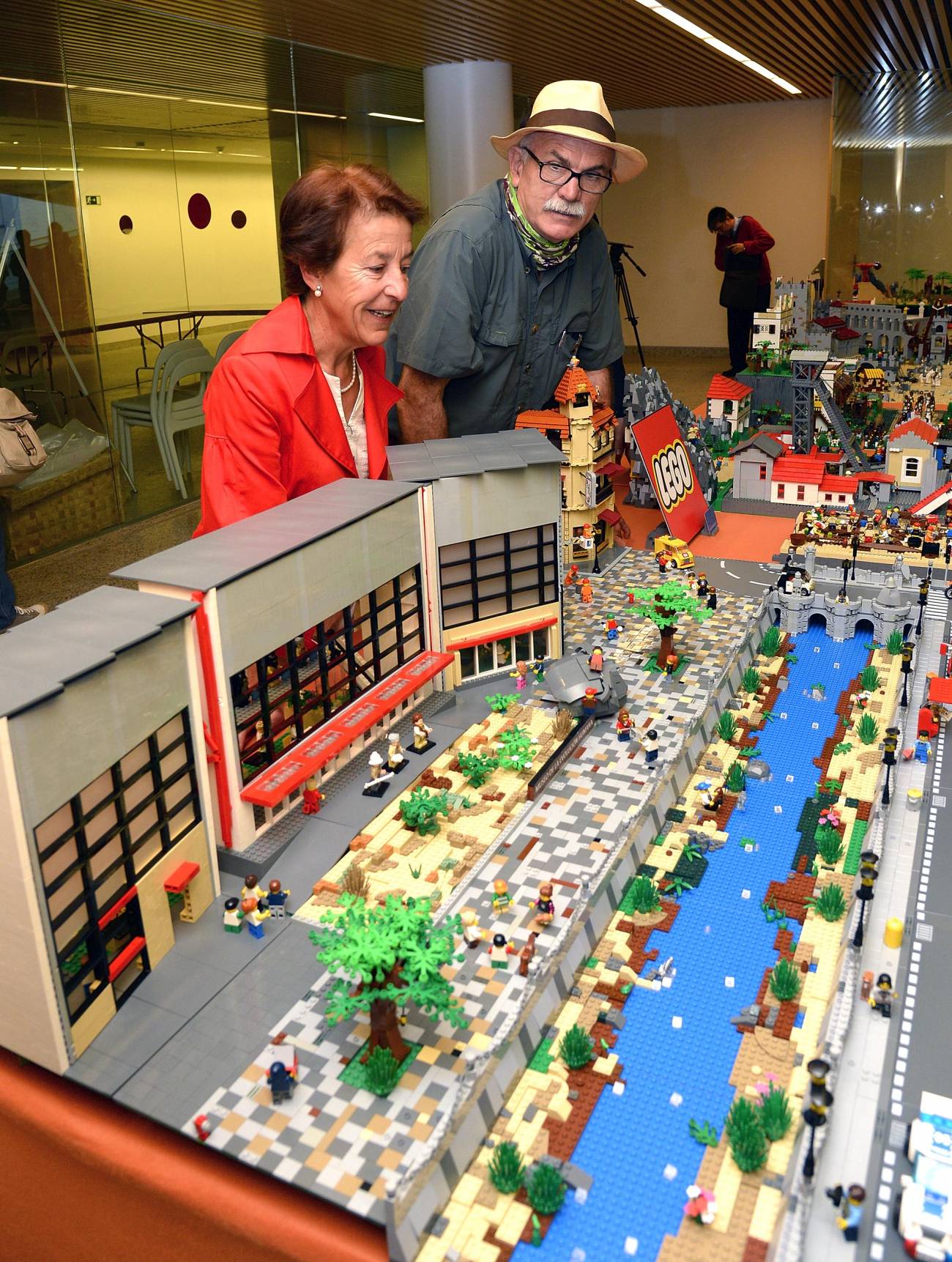 L-Evolución, un paseo con LEGO por los orígenes de la evolución humana