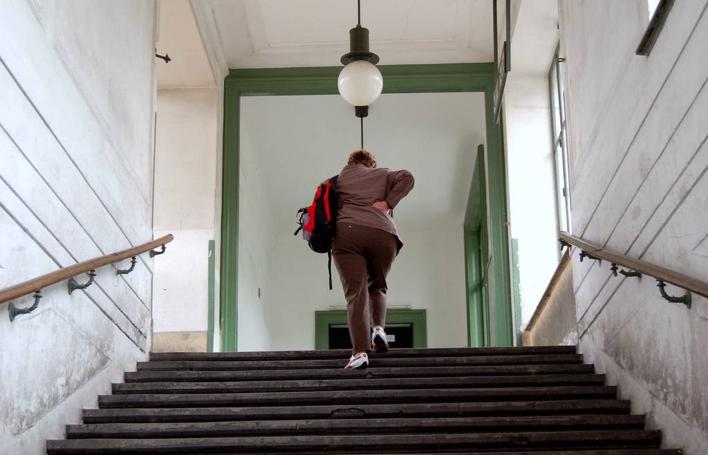 Las dolencias en músculos, tendones, huesos o articulaciones son las más comunes entre los adultos. Imagen: loungerie