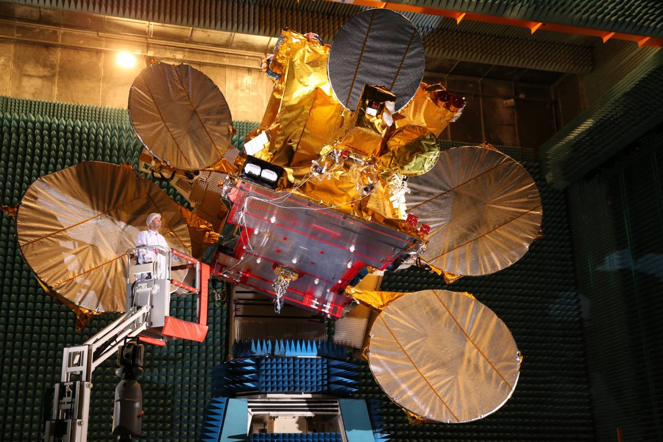 Lanzamiento del satélite Express AMU 1 con tecnología española de Airbus
