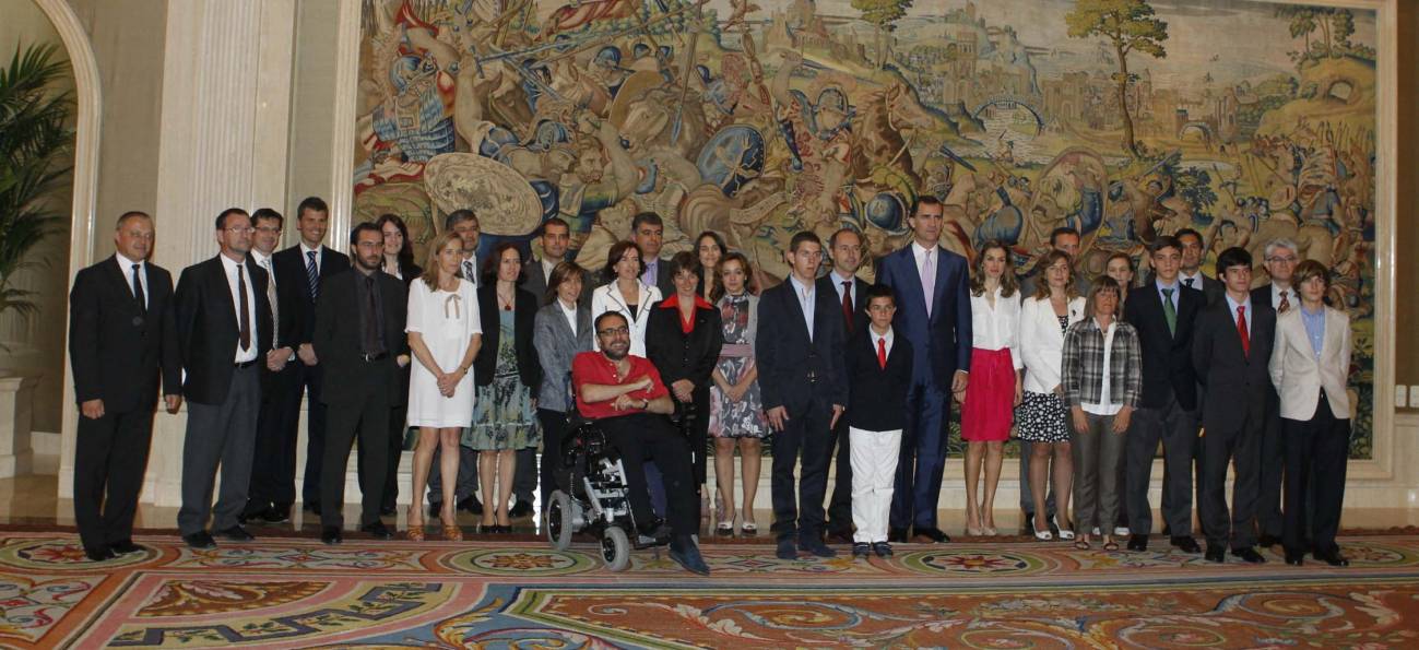 Los Príncipes de Asturias reciben a los ganadores y organizadores de la First Lego League 