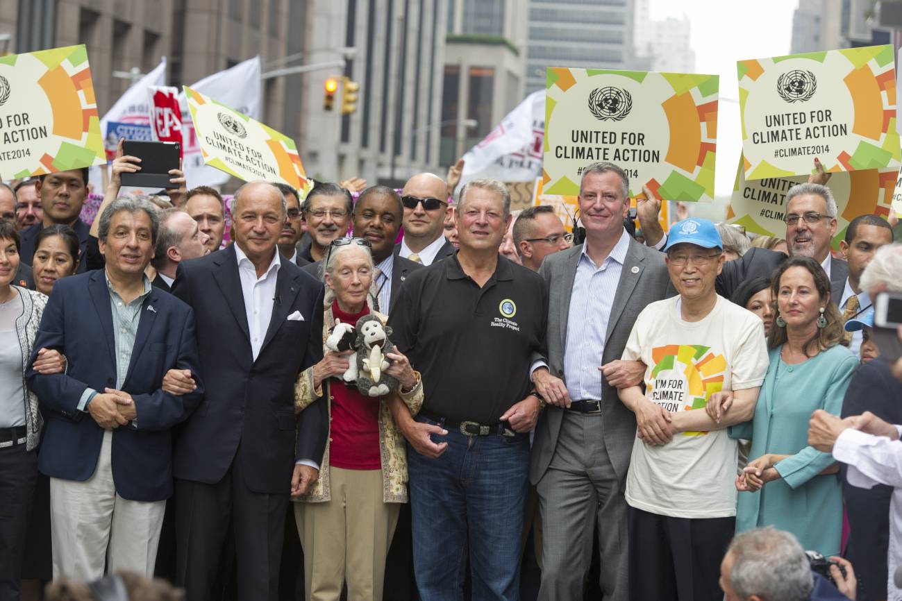 Miles de personas marchan por el clima: no hay un "planeta B"