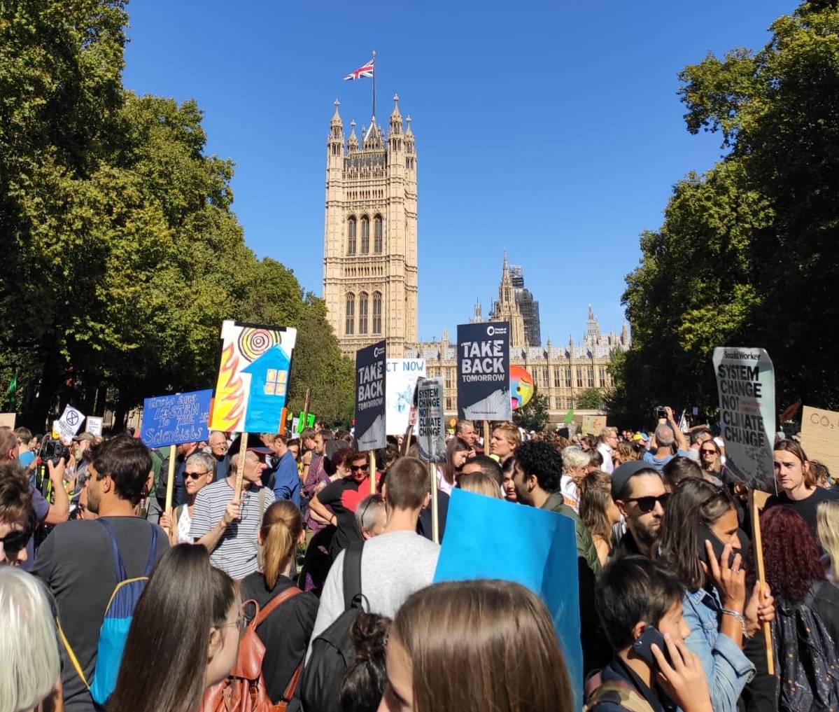 Millones de estudiantes se movilizan por el cambio climático 