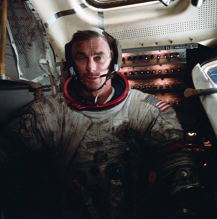 Muere Eugene Cernan, la última persona que ha pisado la Luna hasta ahora
