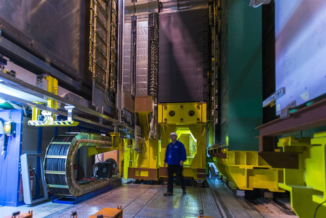 Instalaciones del detector LHCb. / CERN