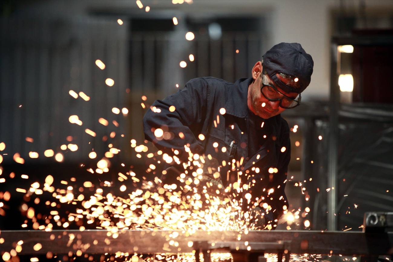 Ruido y química: la clase trabajadora pierde audición