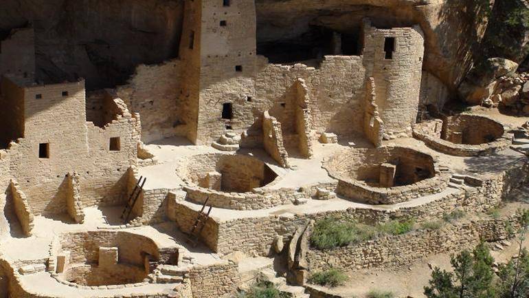 Ruinas Anasazis. Palacios Colgados de Mesa Verde (Colorado).