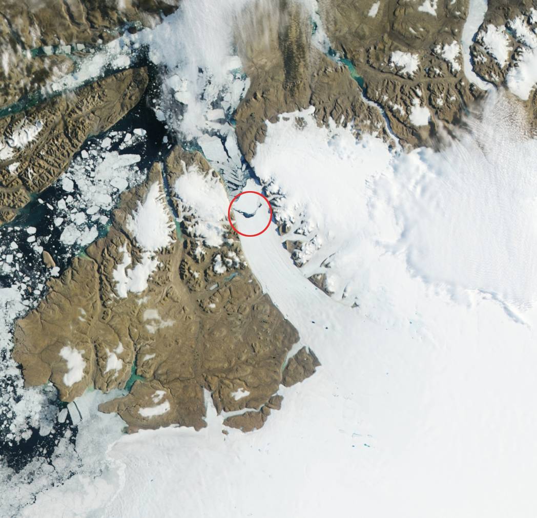 Un iceberg de unos 130 km2 se desprende de un glaciar de Groenlandia
