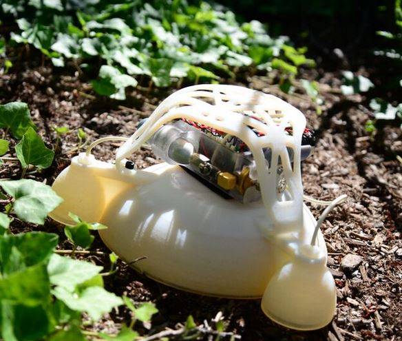 Un nuevo robot combina elementos duros y blandos para saltar