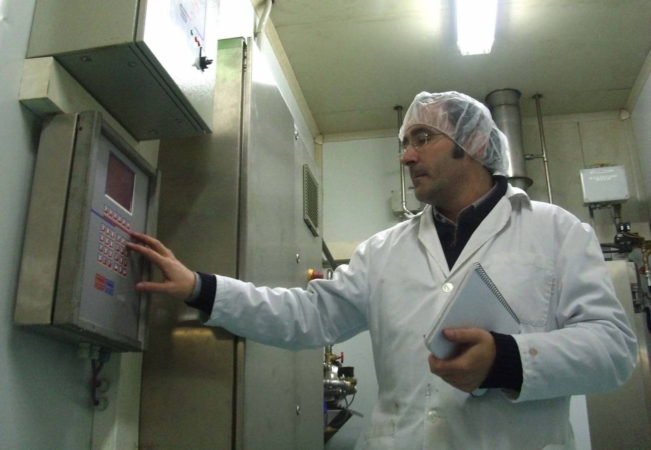 Desarrollan en Asturias el primer sistema para curar embutidos sin llama