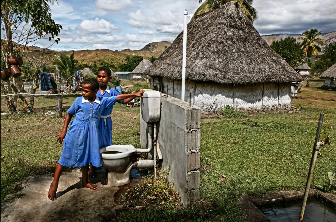 Un retrete en Vitu Levu en las Islas Fiji en 2007. / Asier Reino