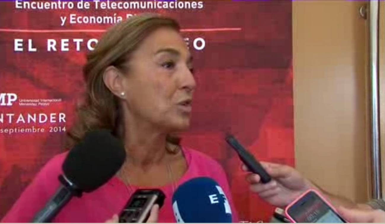 Carmen Vela.